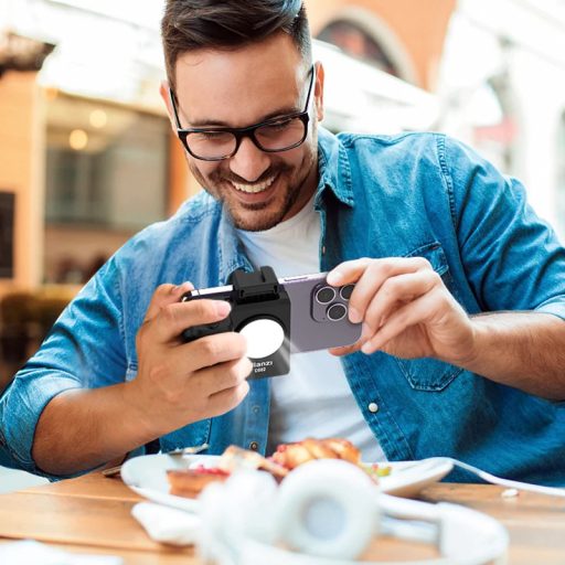 Ulanzi CG-02 okostelefon markolat lámpával, bluetooth kioldóval, fekete